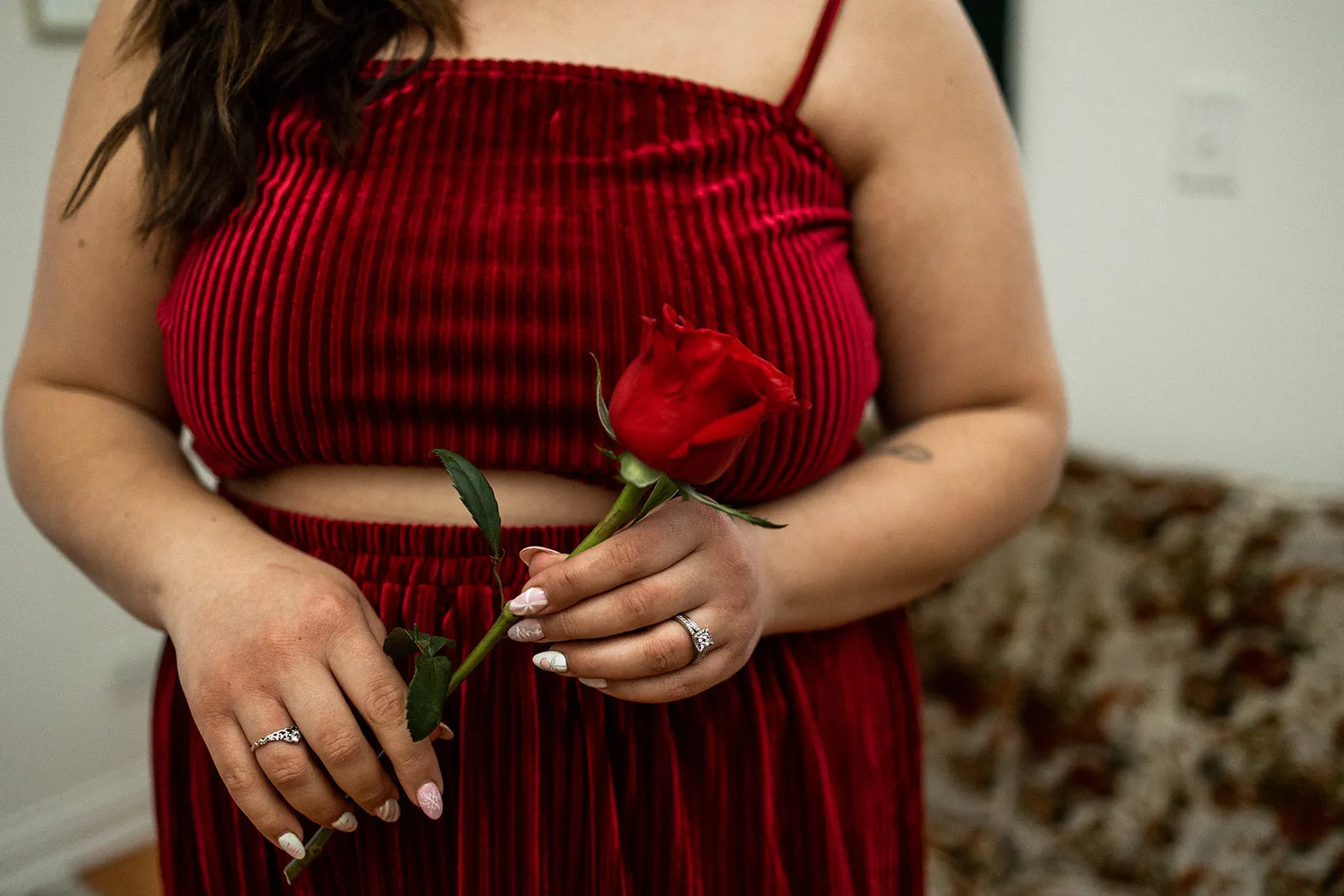 bowie velvet bralette in burgundy