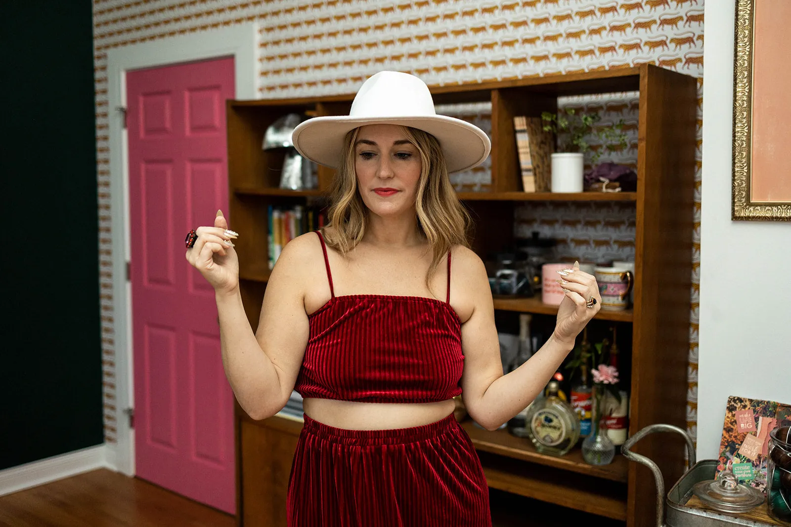 bowie velvet bralette in burgundy