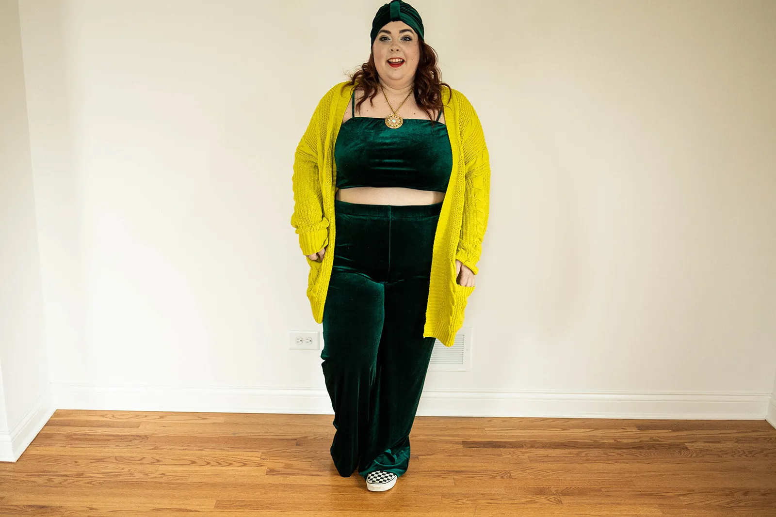 bowie velvet bralette in green