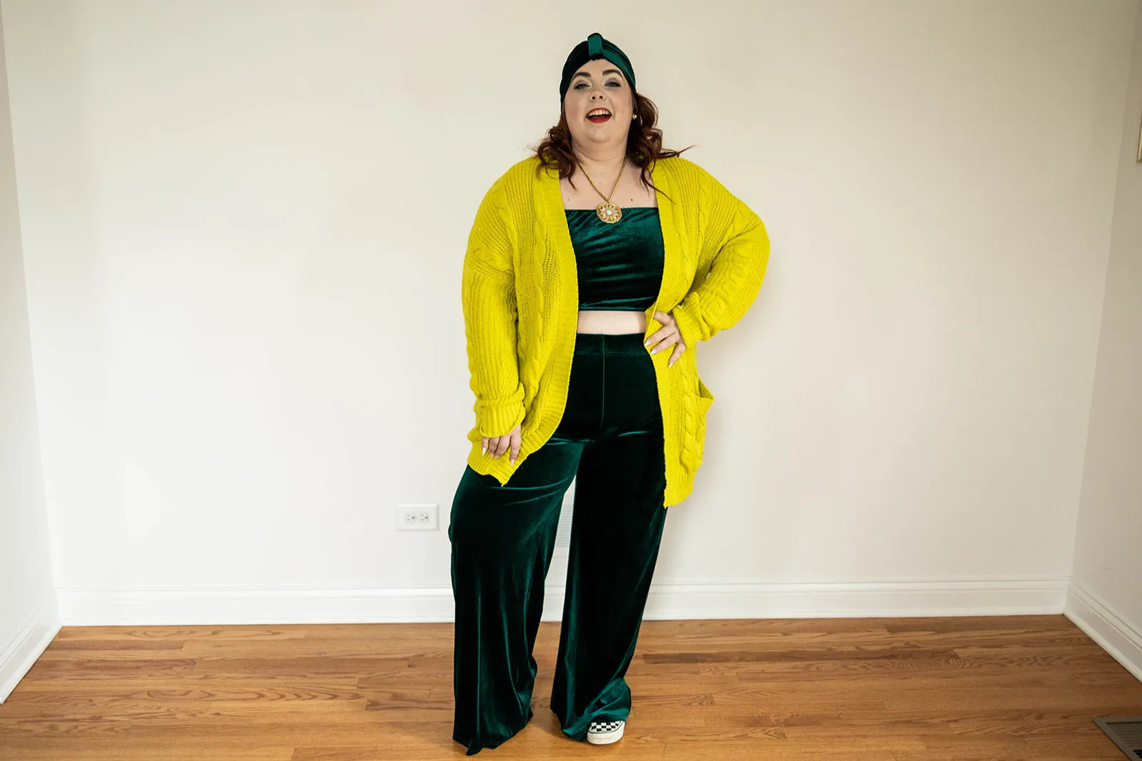 bowie velvet bralette in green