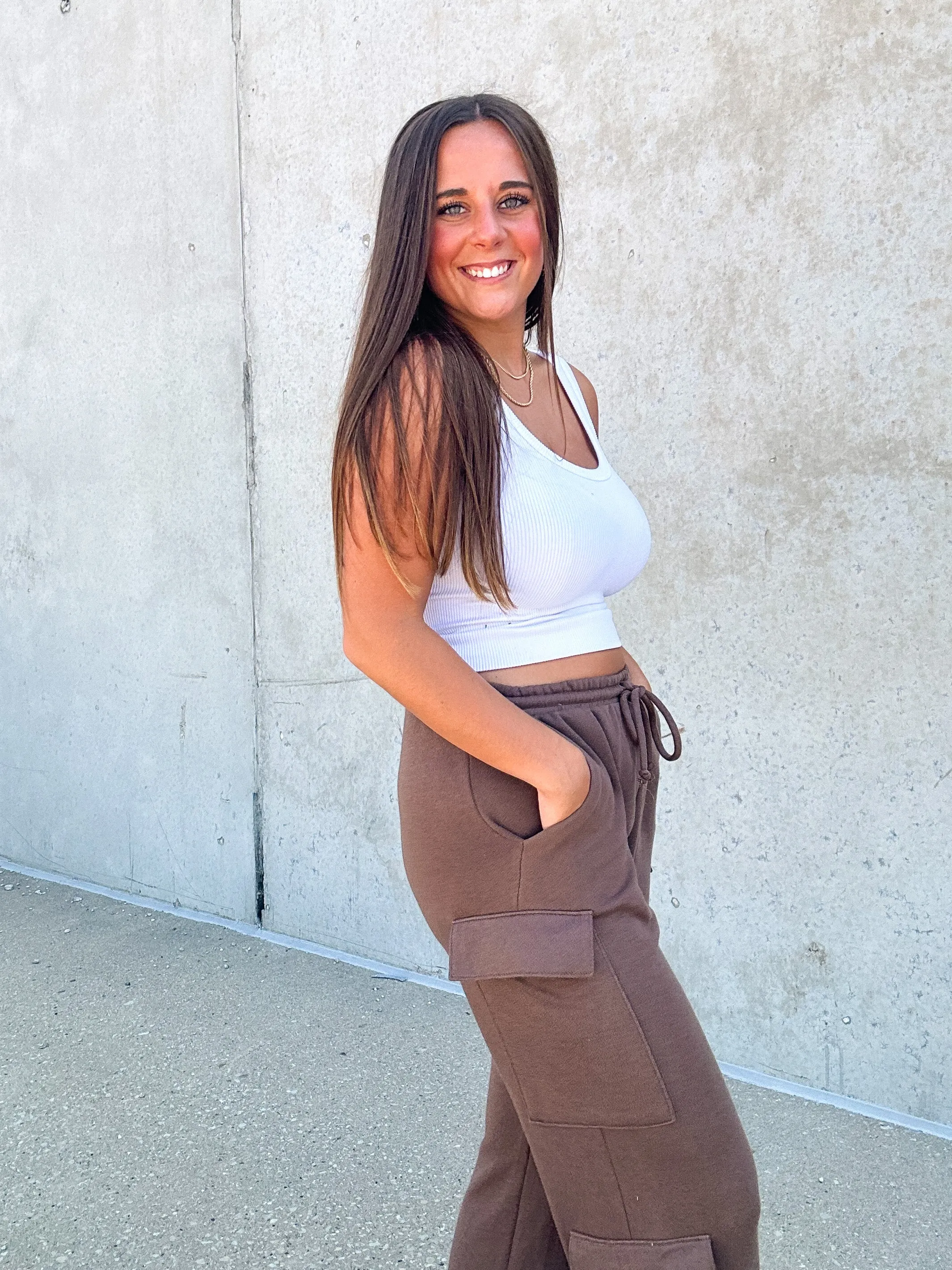 BROWN CARGO SWEAT PANTS