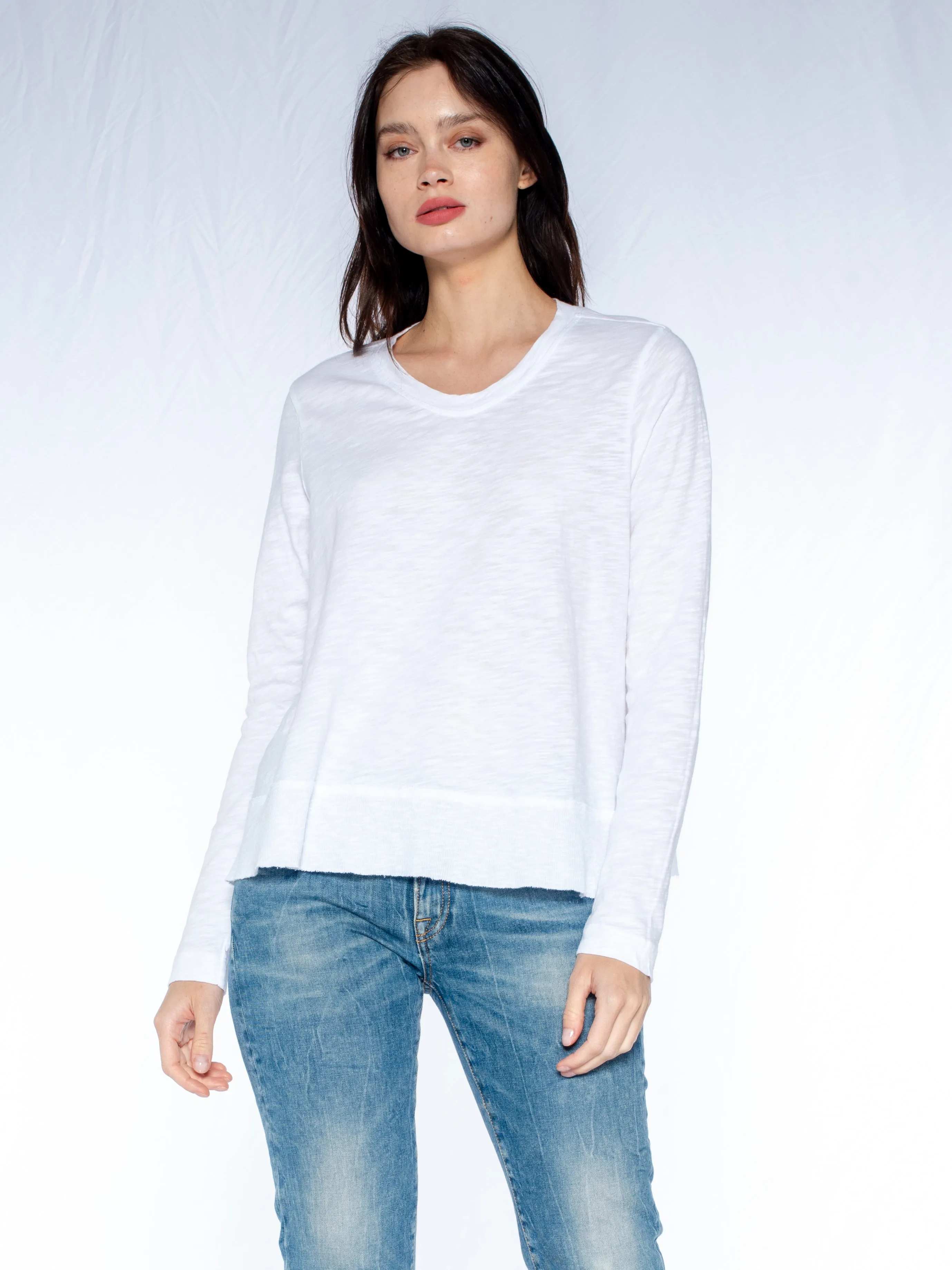 Crew L/S Slub Trapeze Tee Raw Rib Hem Detail
