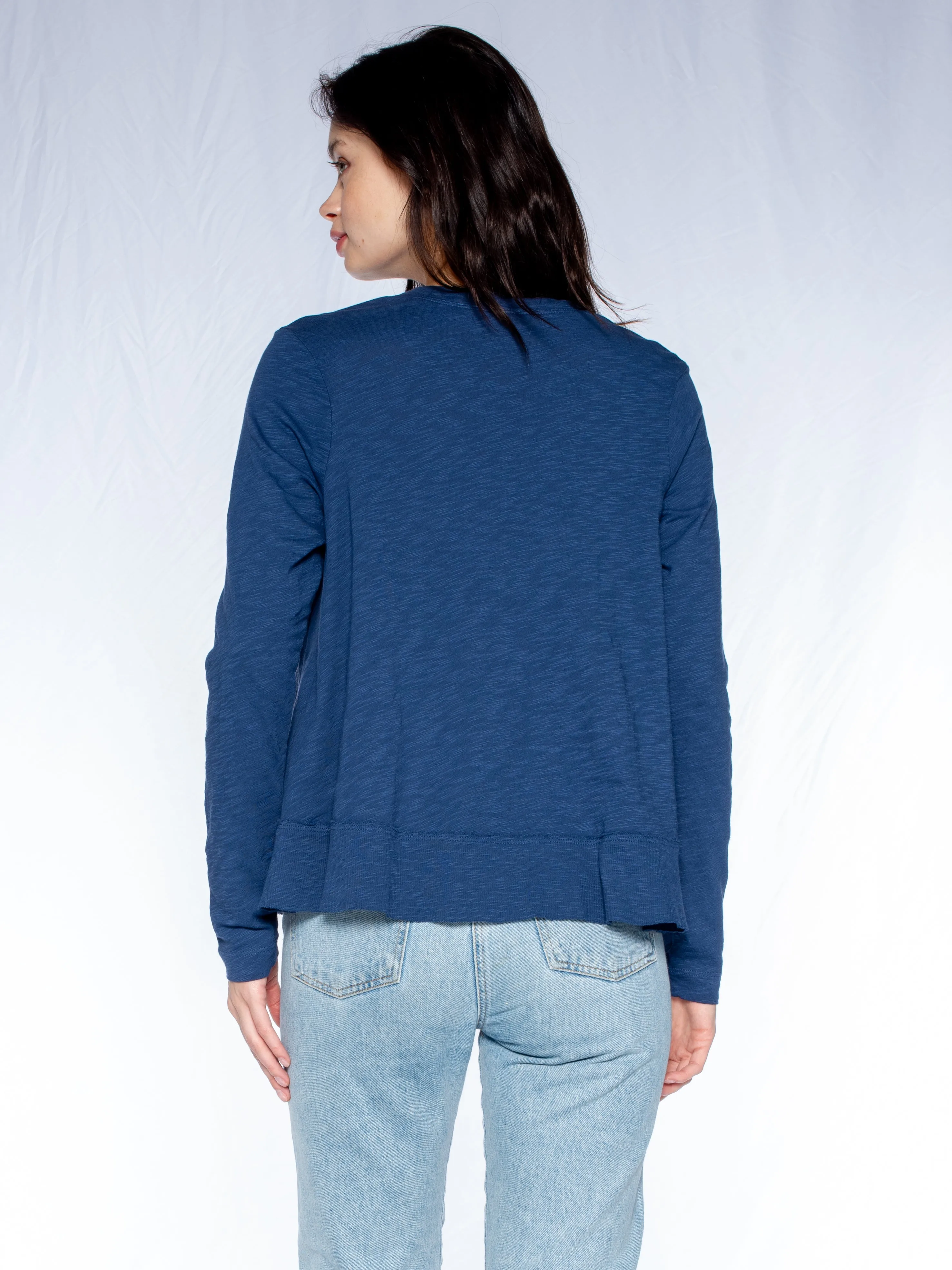 Crew L/S Slub Trapeze Tee Raw Rib Hem Detail