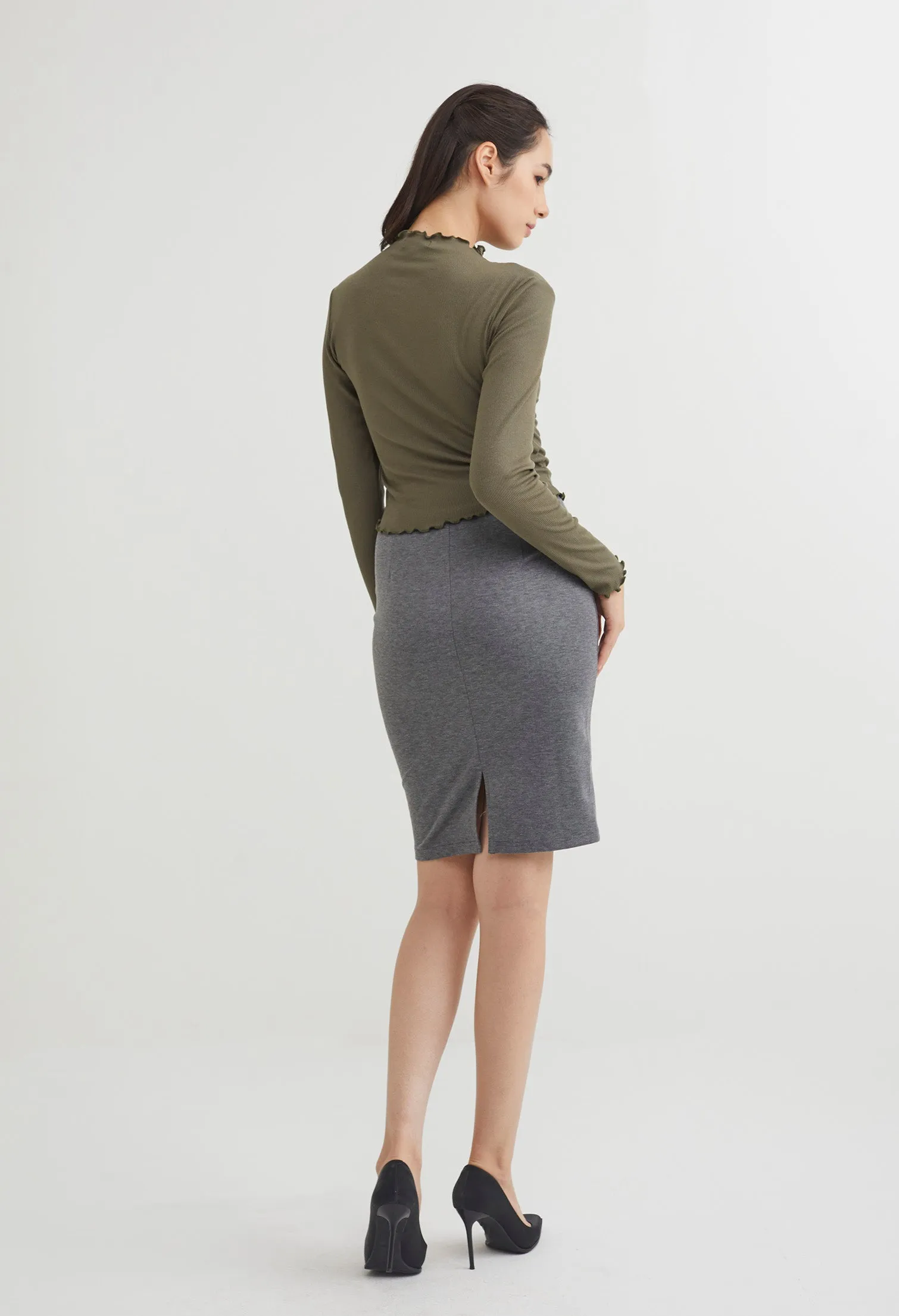 Frilled Turtleneck Inner Fitted Top