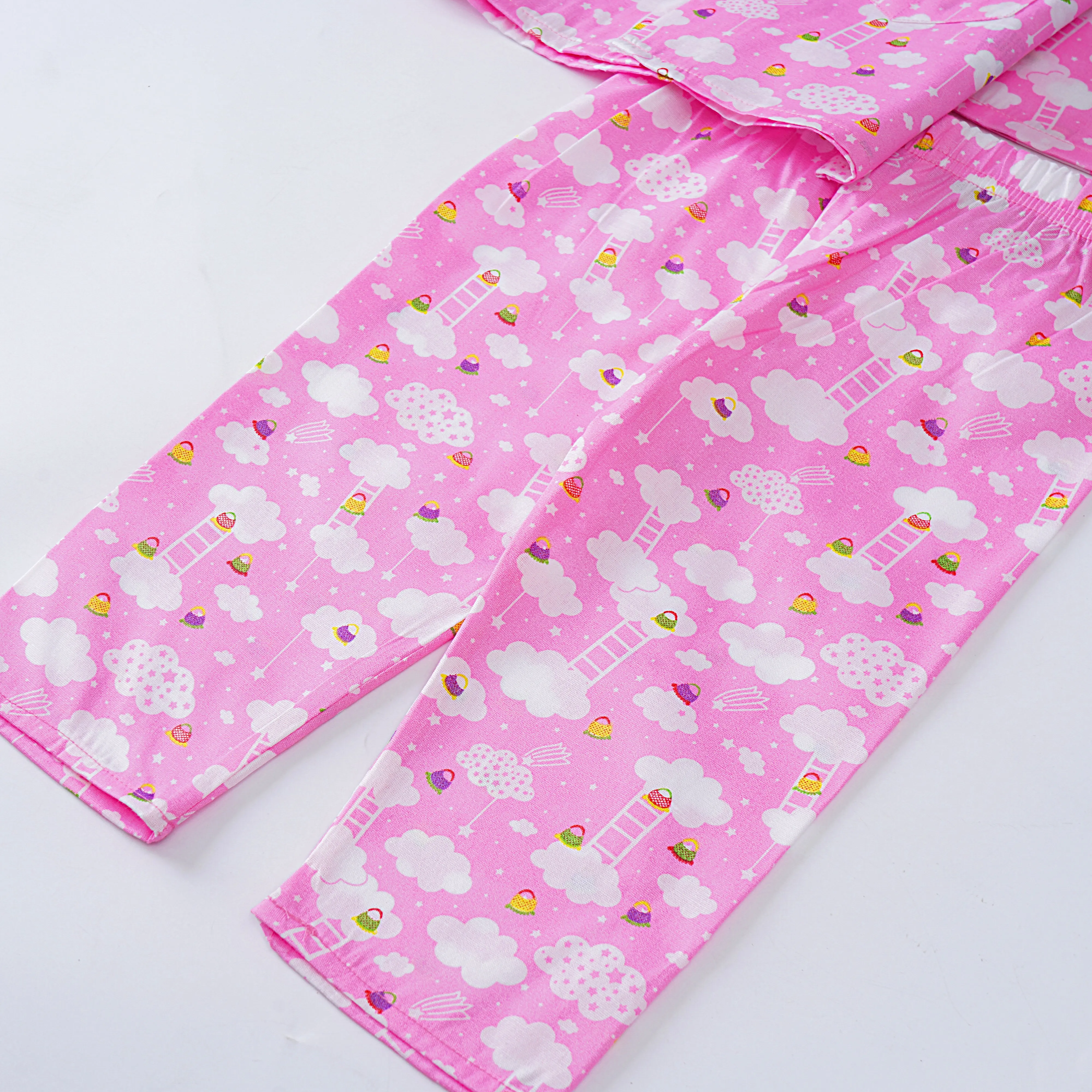 Girls Full sleeves Nightsuit (207)