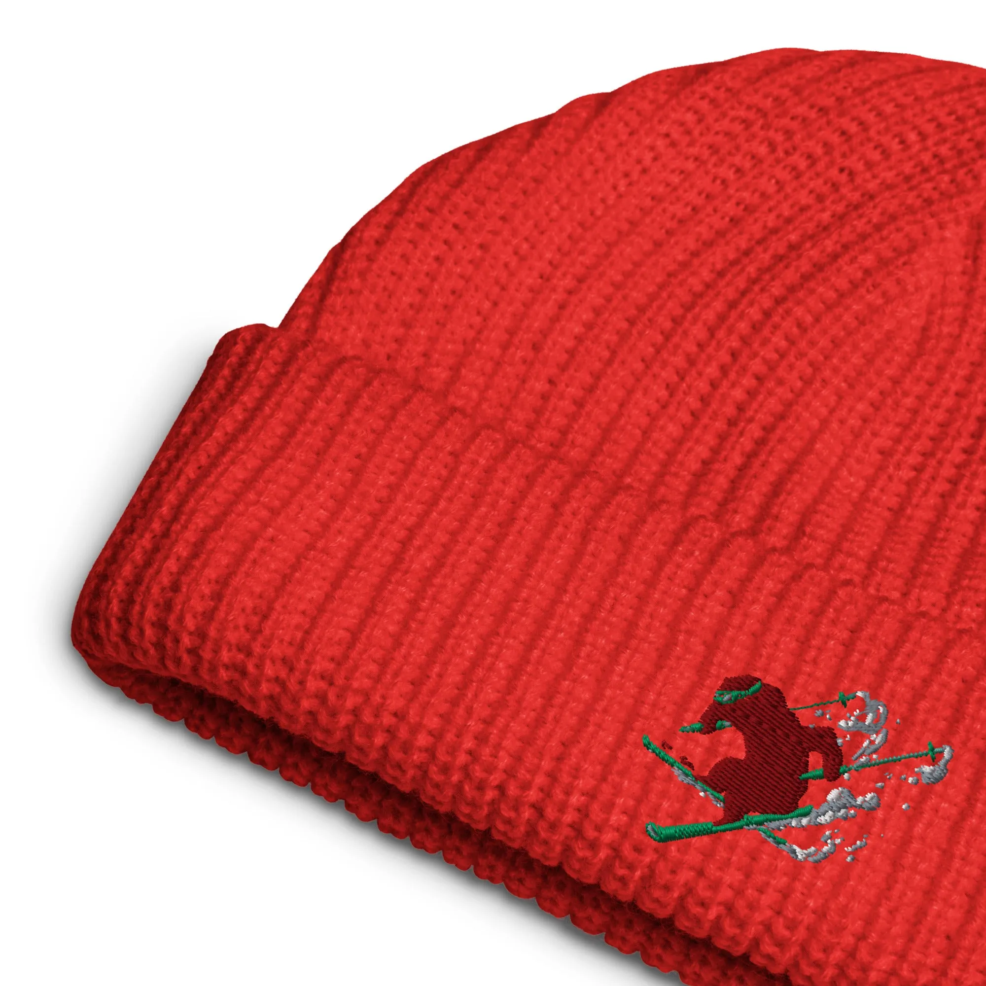 Goldie the Skiing Grizzly short beanie