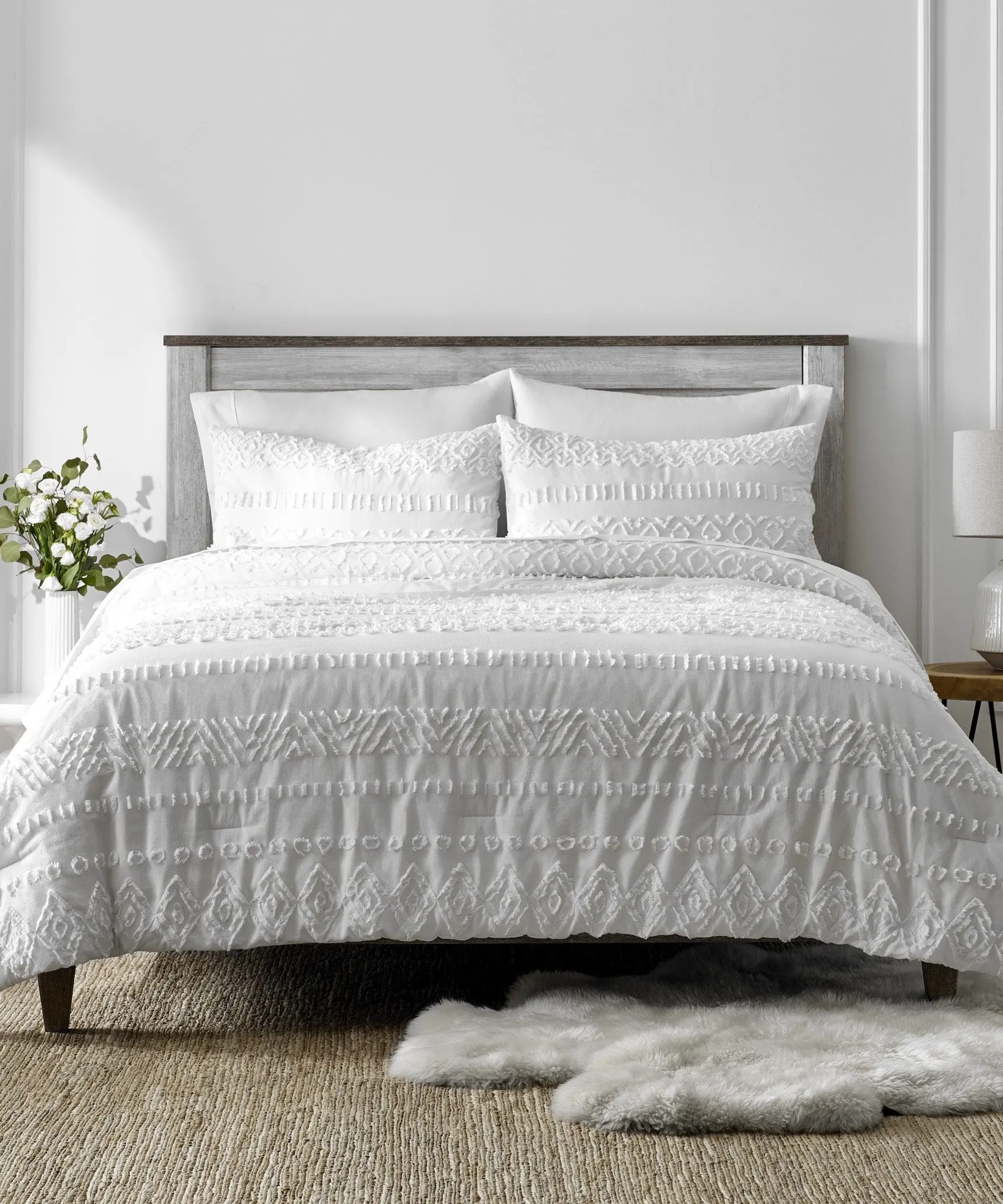 Isla Clipped Jacquard Comforter Set
