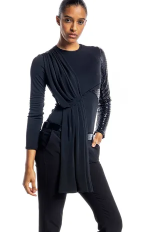 Lissandra | Captivating Contrasts: Draped Knit Top