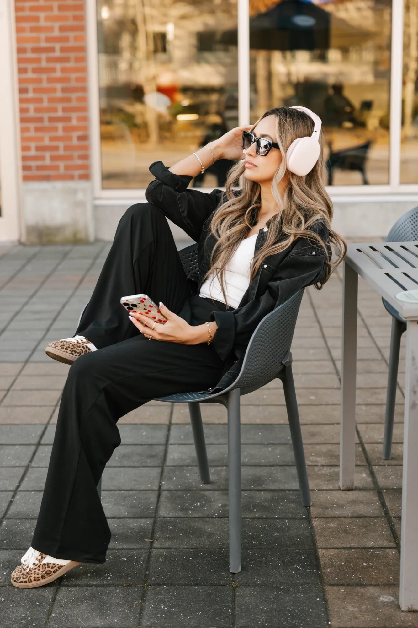 Maya Straight Leg Pant in Midnight Black