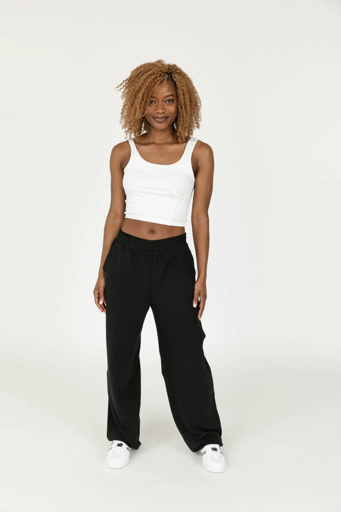 Maya Straight Leg Pant in Midnight Black