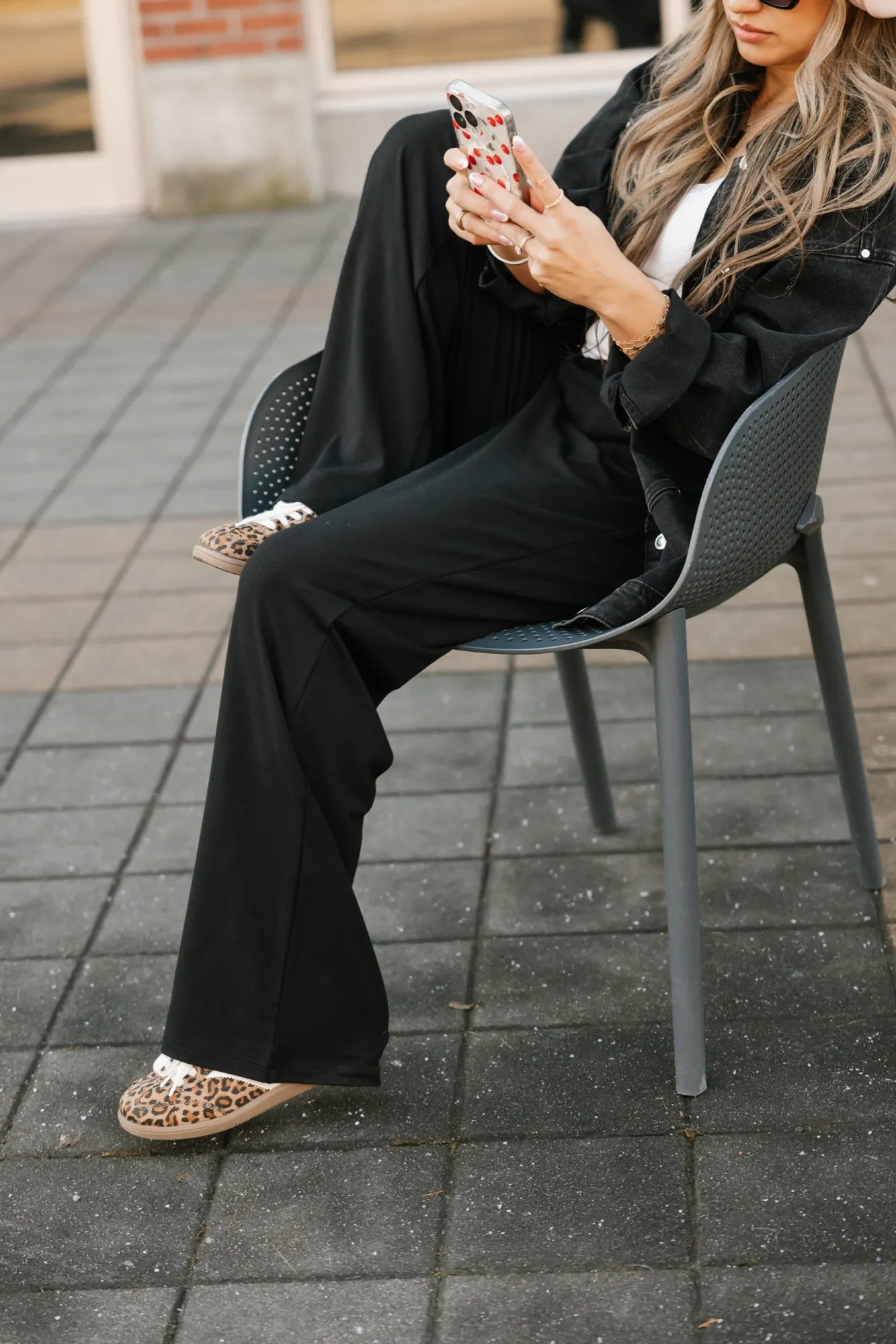 Maya Straight Leg Pant in Midnight Black