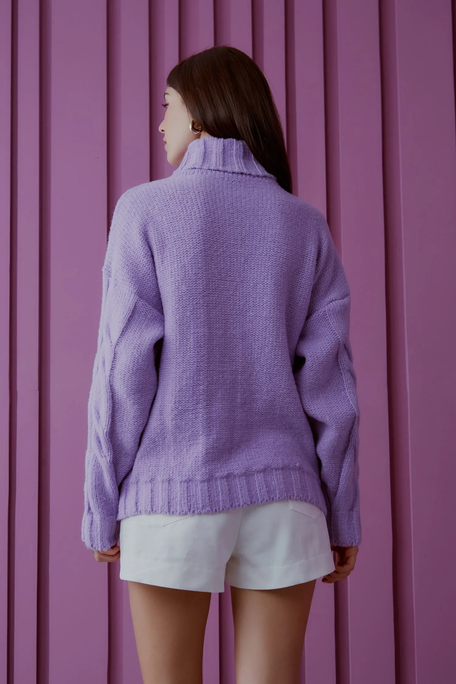 MO KNITTED BRAIDED SWEATER