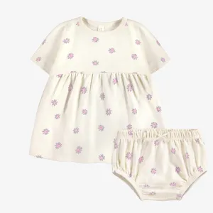 Robe manches courtes et bloomer crème fleurie en coton biologique, naissance || Cream floral short sleeves dress and bloomer in organic cotton, newborn