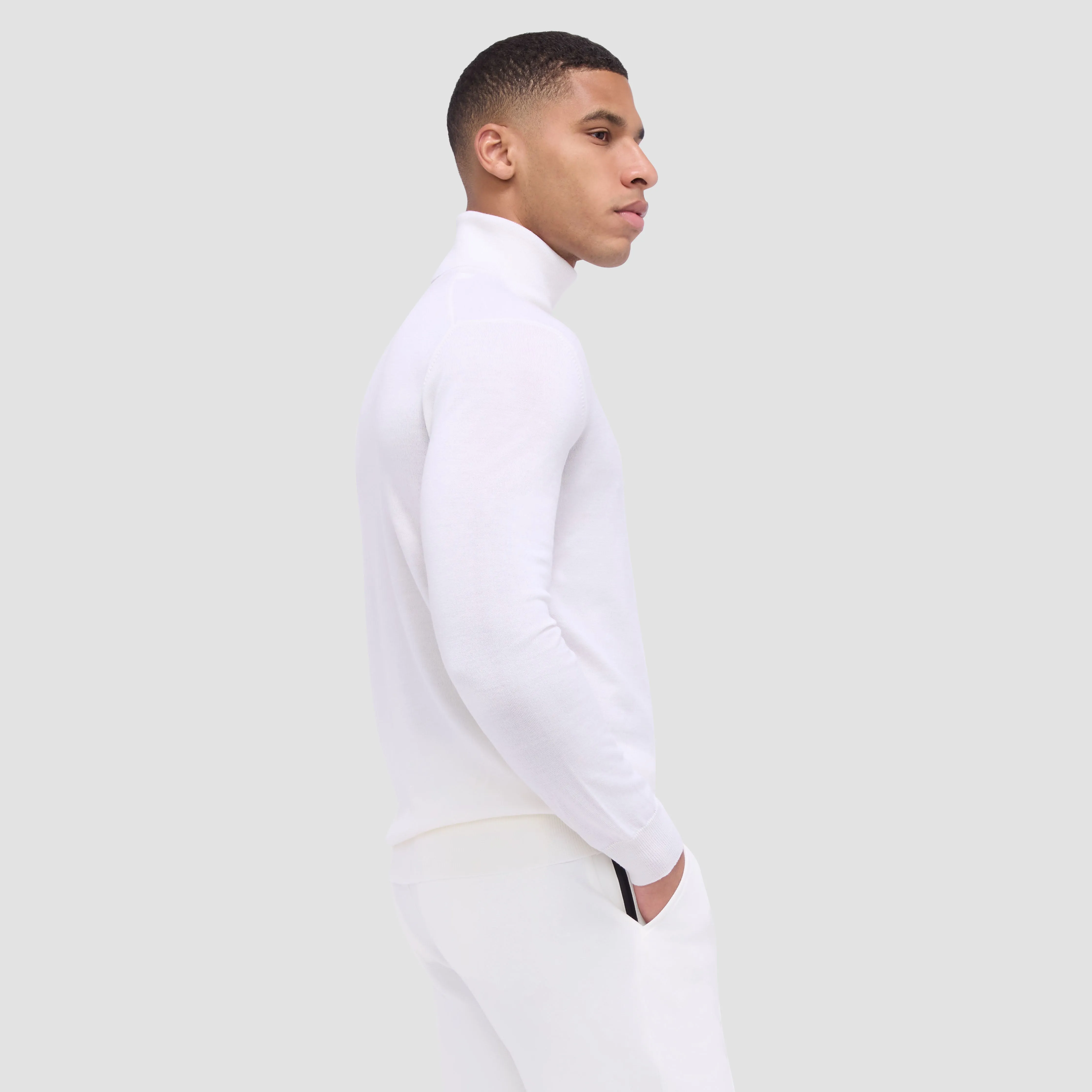 Sawyer Turtle Neck Super Merino Sweater