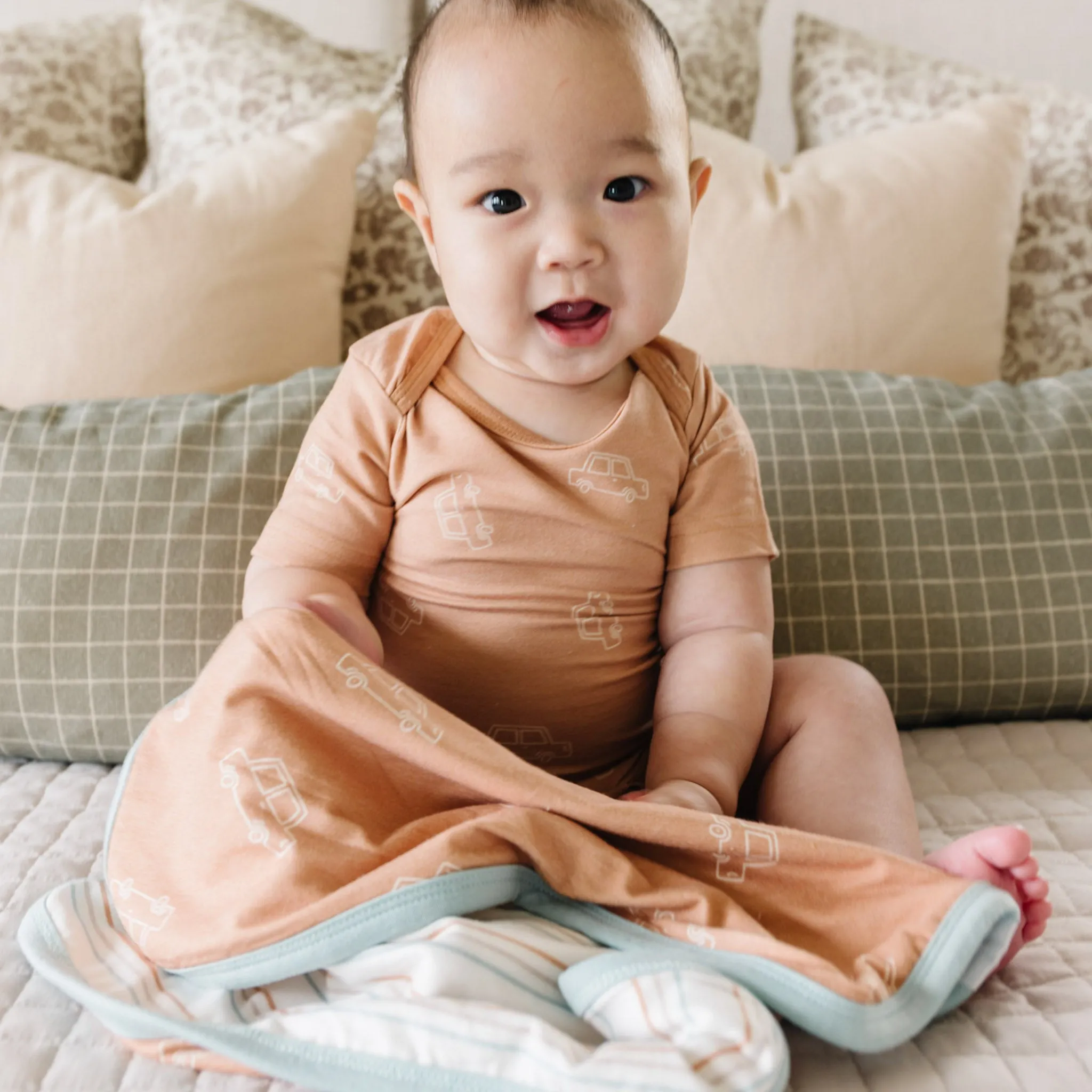 Short Sleeve Bodysuit - Cooper