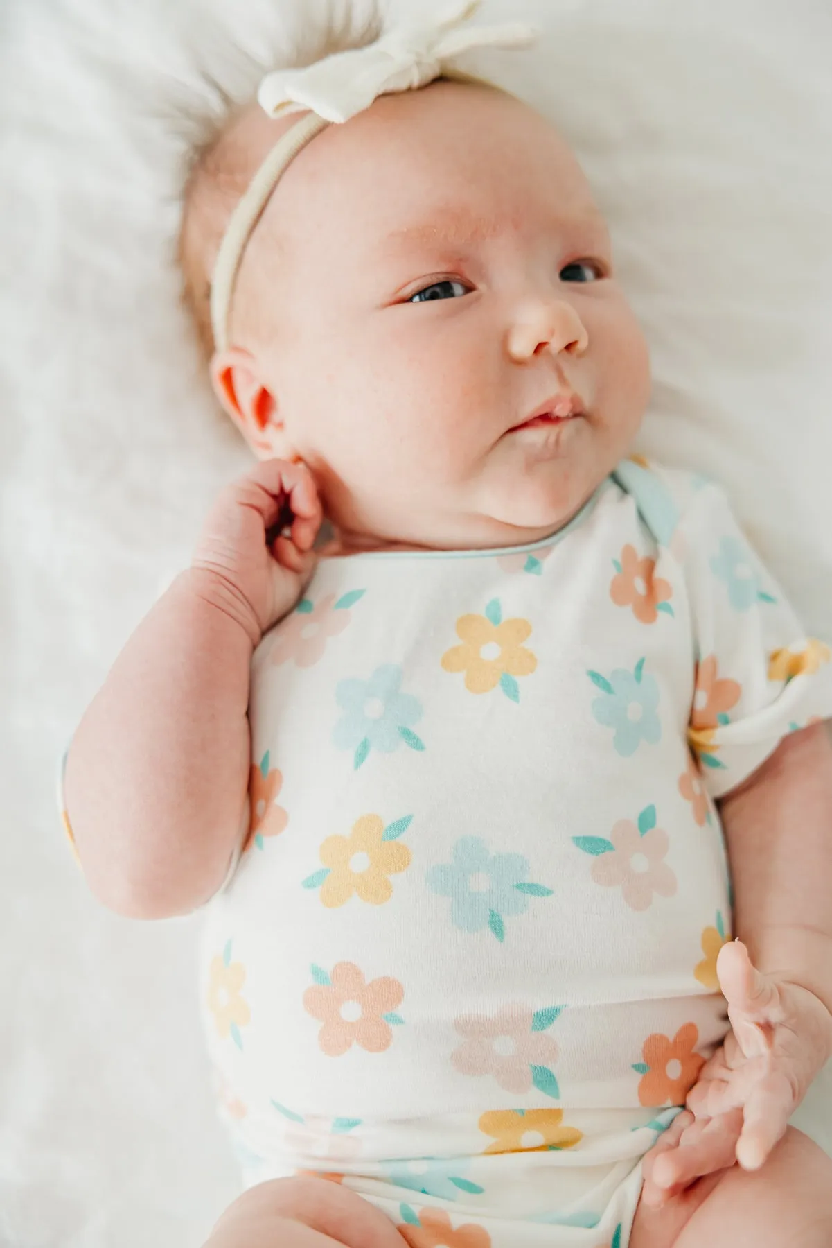 Short Sleeve Bodysuit - Daisy