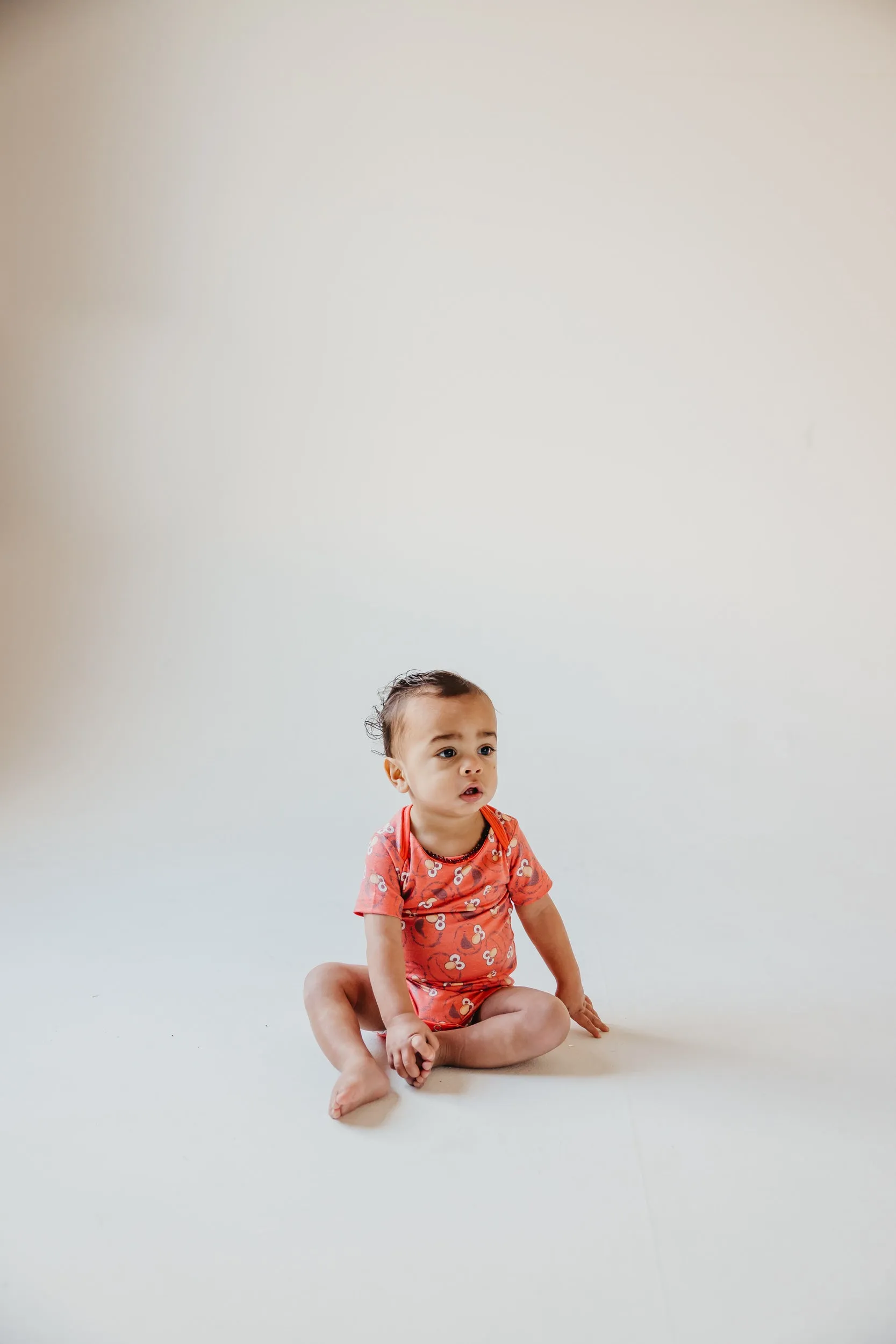 Short Sleeve Bodysuit - Elmo