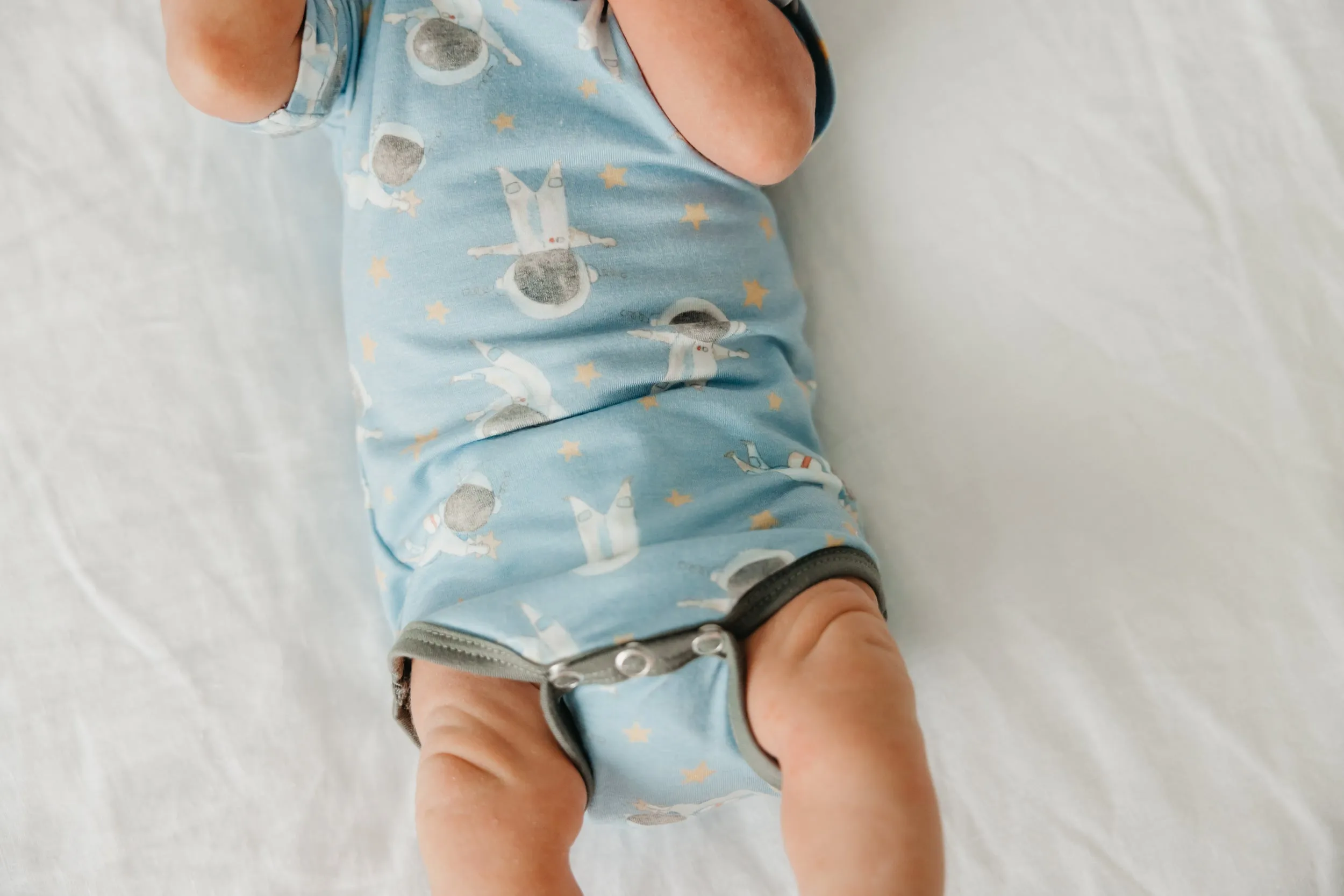 Short Sleeve Bodysuit - Neil