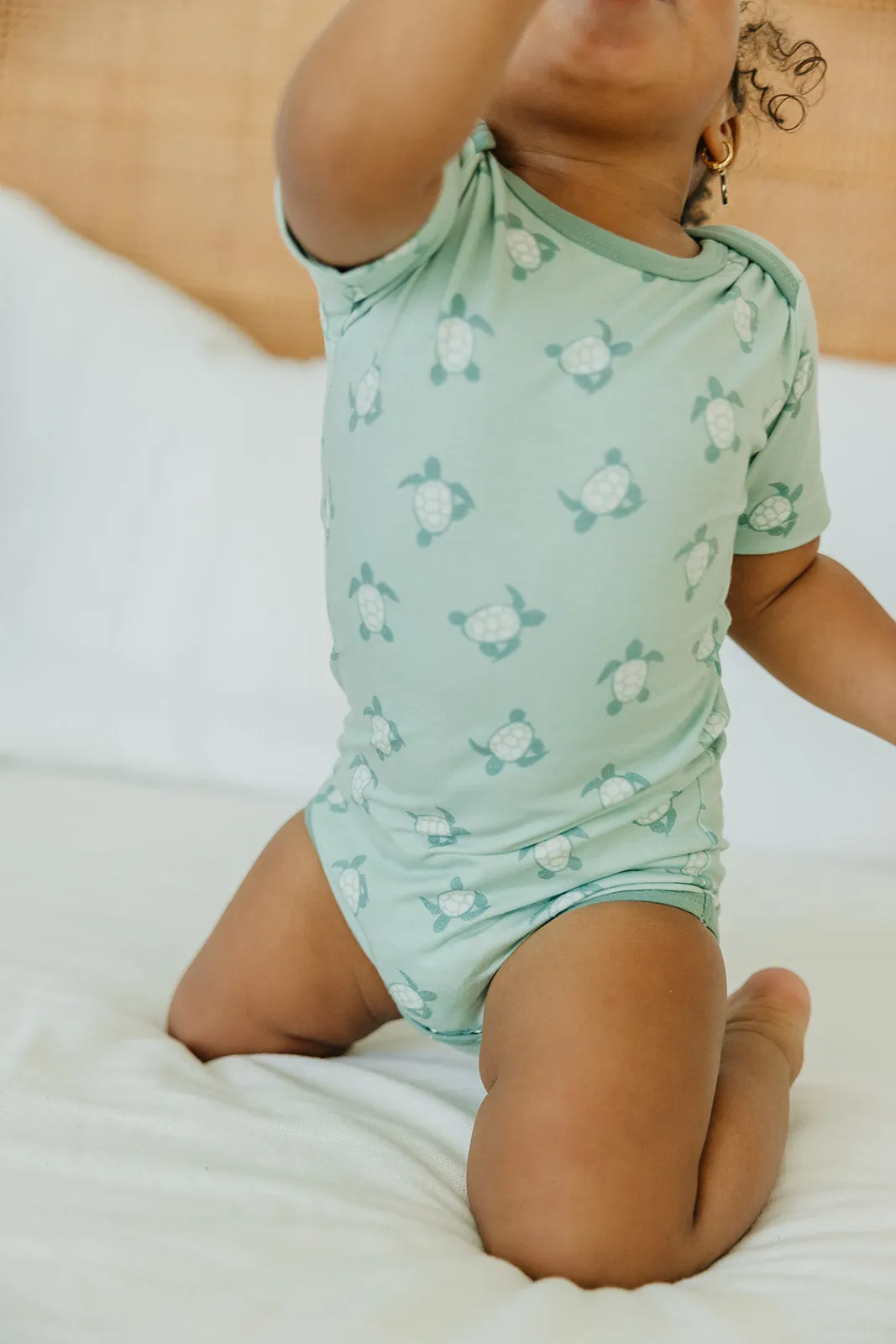 Short Sleeve Bodysuit - Wade