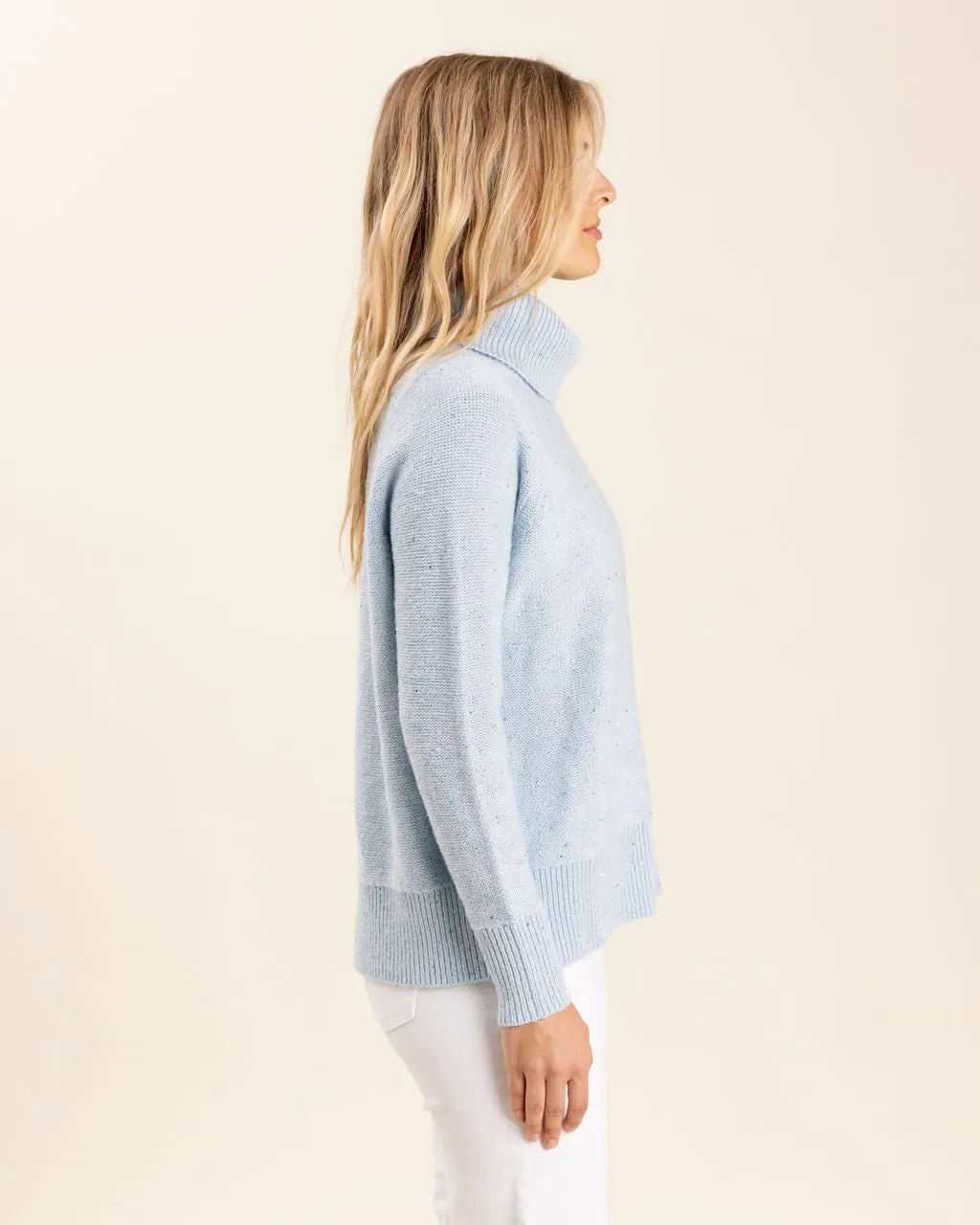 WHISTLER SWEATER