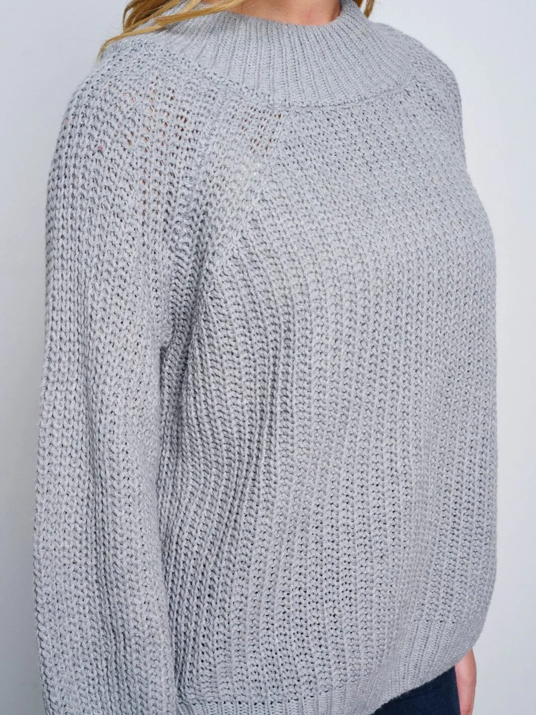 WOMEN'S LONG SLEEVE KNITTED PULLOVER SWEATER