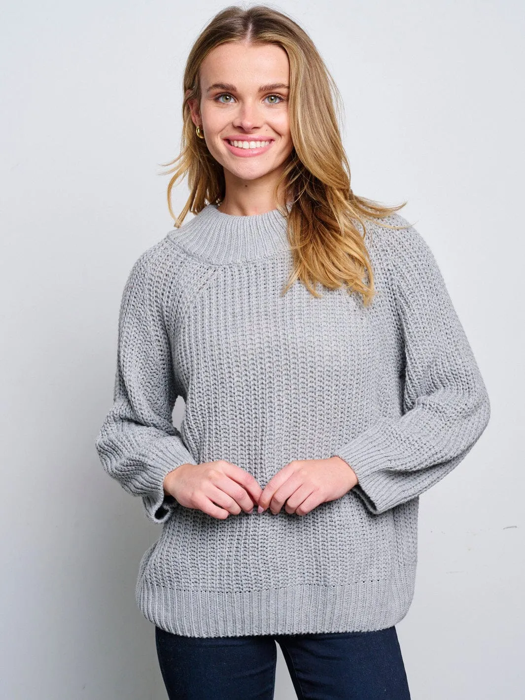 WOMEN'S LONG SLEEVE KNITTED PULLOVER SWEATER